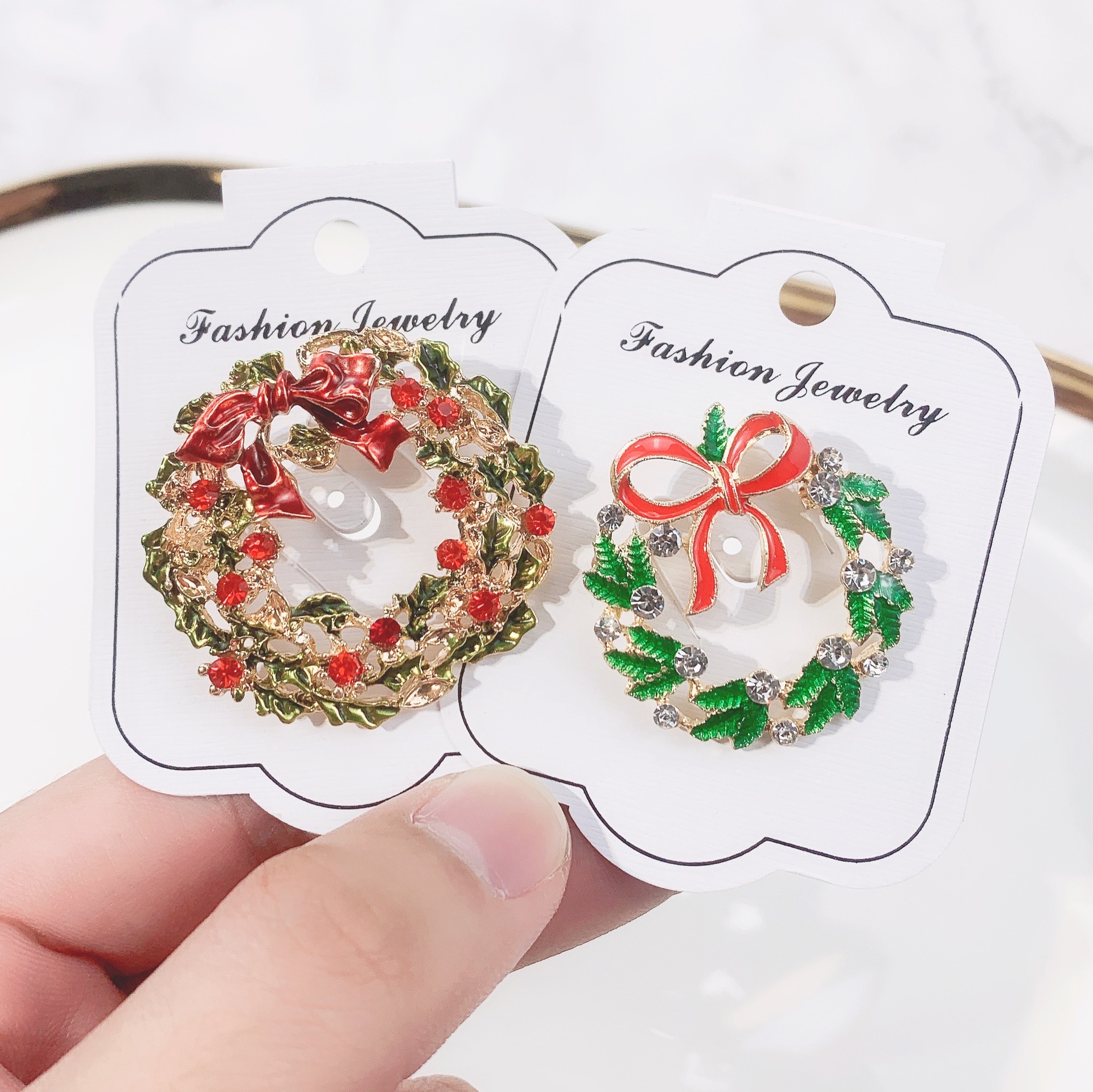 Christmas Tree Pattern Women'S Gender Fashion Pin Christmas Tree Alloy Plating Artificial Rhinestones Women'S Brooches