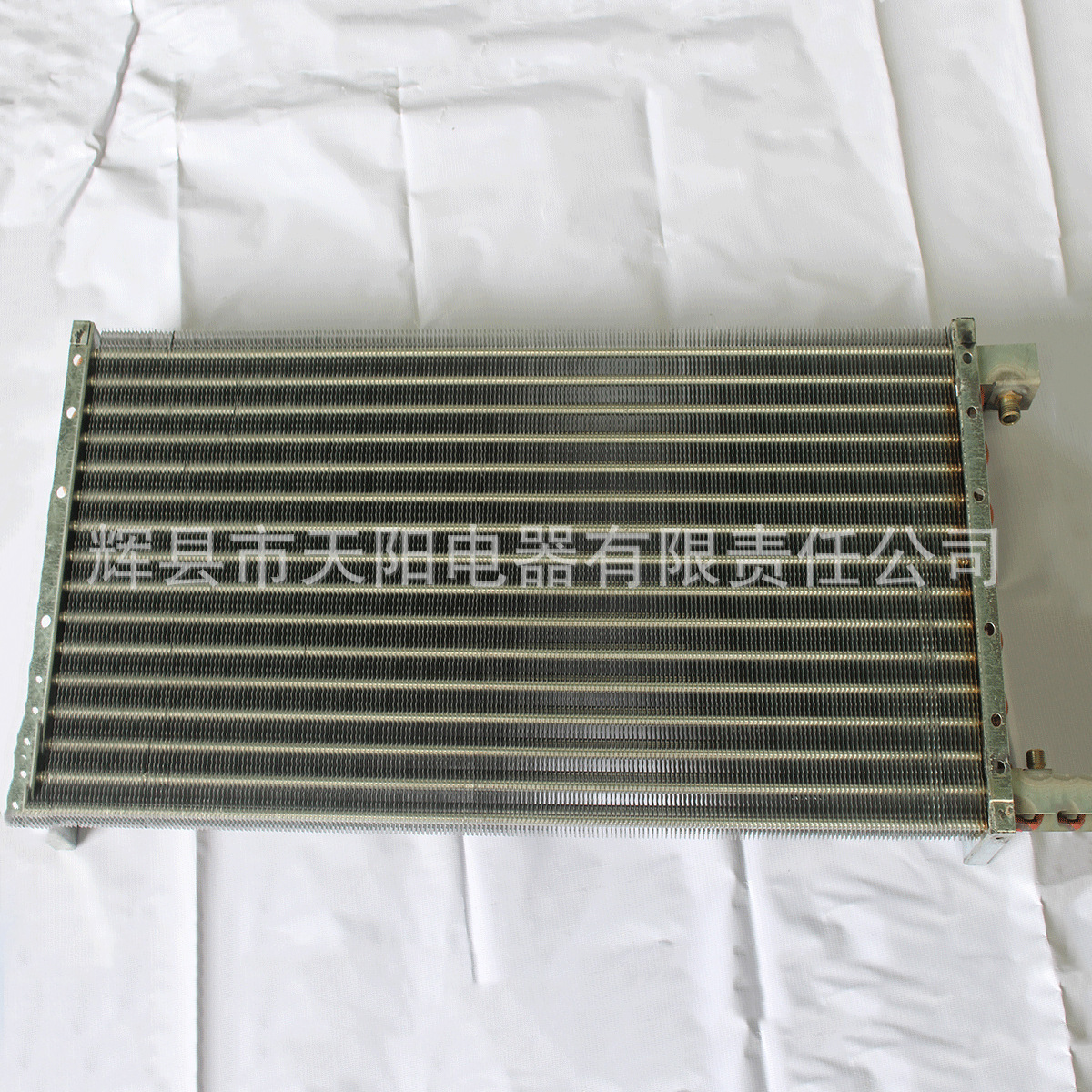 工程车空调冷凝器 铜管翅片冷凝器厂家批量生产