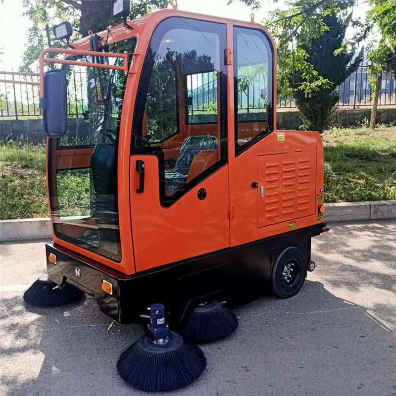 电动扫地车工厂车间物业环卫道路清扫车驾驶室四轮工业扫地机厂家