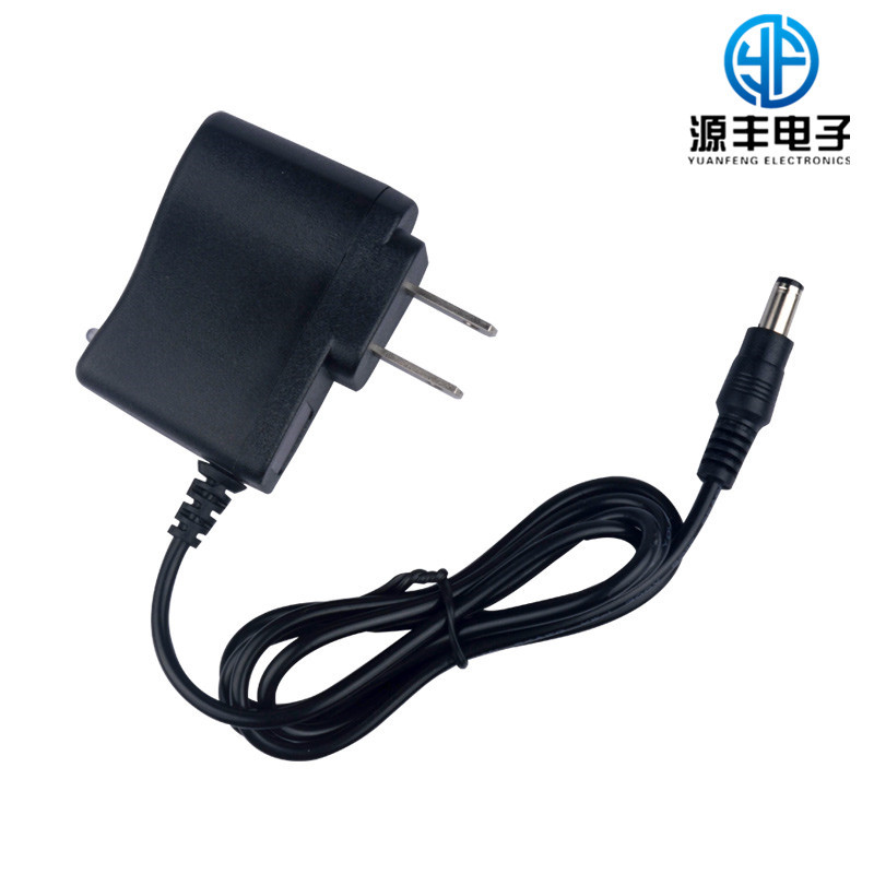 厂家批发4.5V1000MA强光手电筒充电器3.7V锂电池18650电池充电器