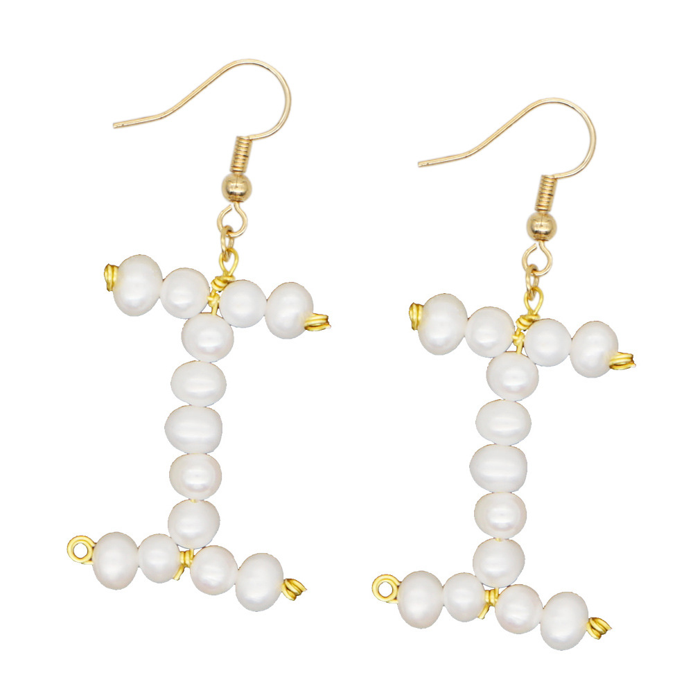 Woven  Letter  Fashion Baroque Natural Freshwater Pearl Earrings Wholesale display picture 10