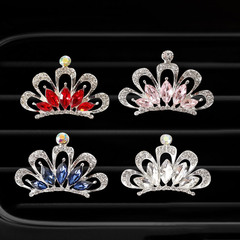Car Air Conditioner Vent Perfume Clip, Crown-Shaped Car Aroma Diffuser with Diamond Accents, Creative Car Decorative Item, In-Car Ornament