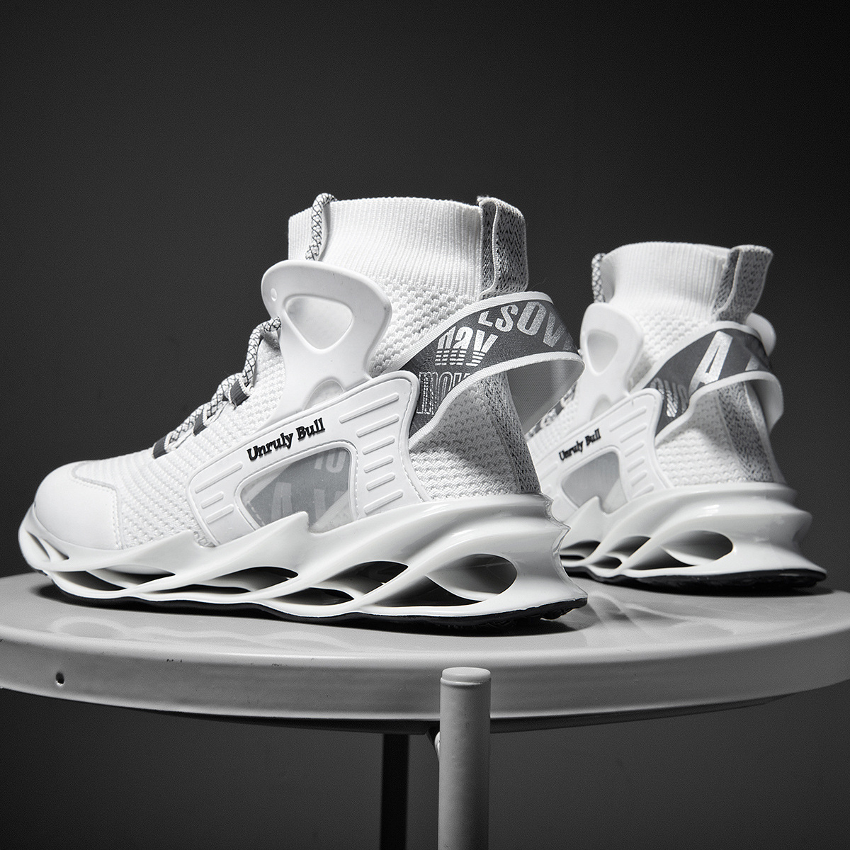 男鞋2020春季新款男鞋夜光鞋厚底增高潮鞋怒吼天尊夜光高帮鞋