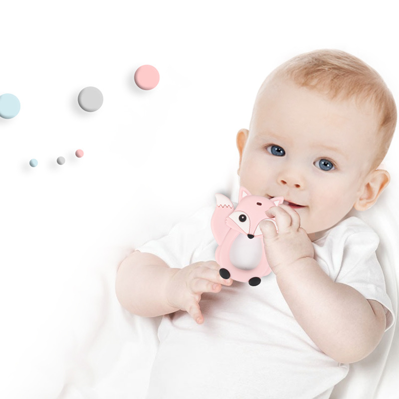 批发婴儿食品级硅胶牙胶卡通小狐狸磨牙棒咬咬乐儿童安抚玩具咬胶