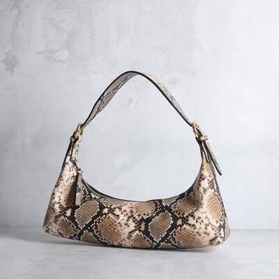 Mara轻奢欧美蛇纹腋下包女包2020夏季新款高级复古单肩月牙法棍包