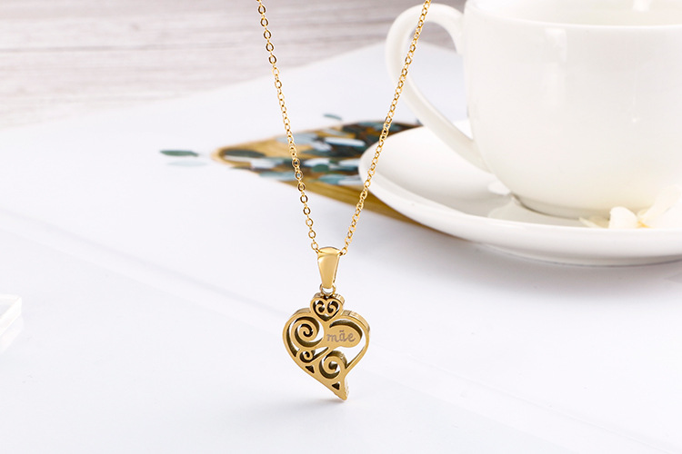 new Korean fashion stainless steel heart-shaped hollow letters mama sets wholesale nihaojewelry