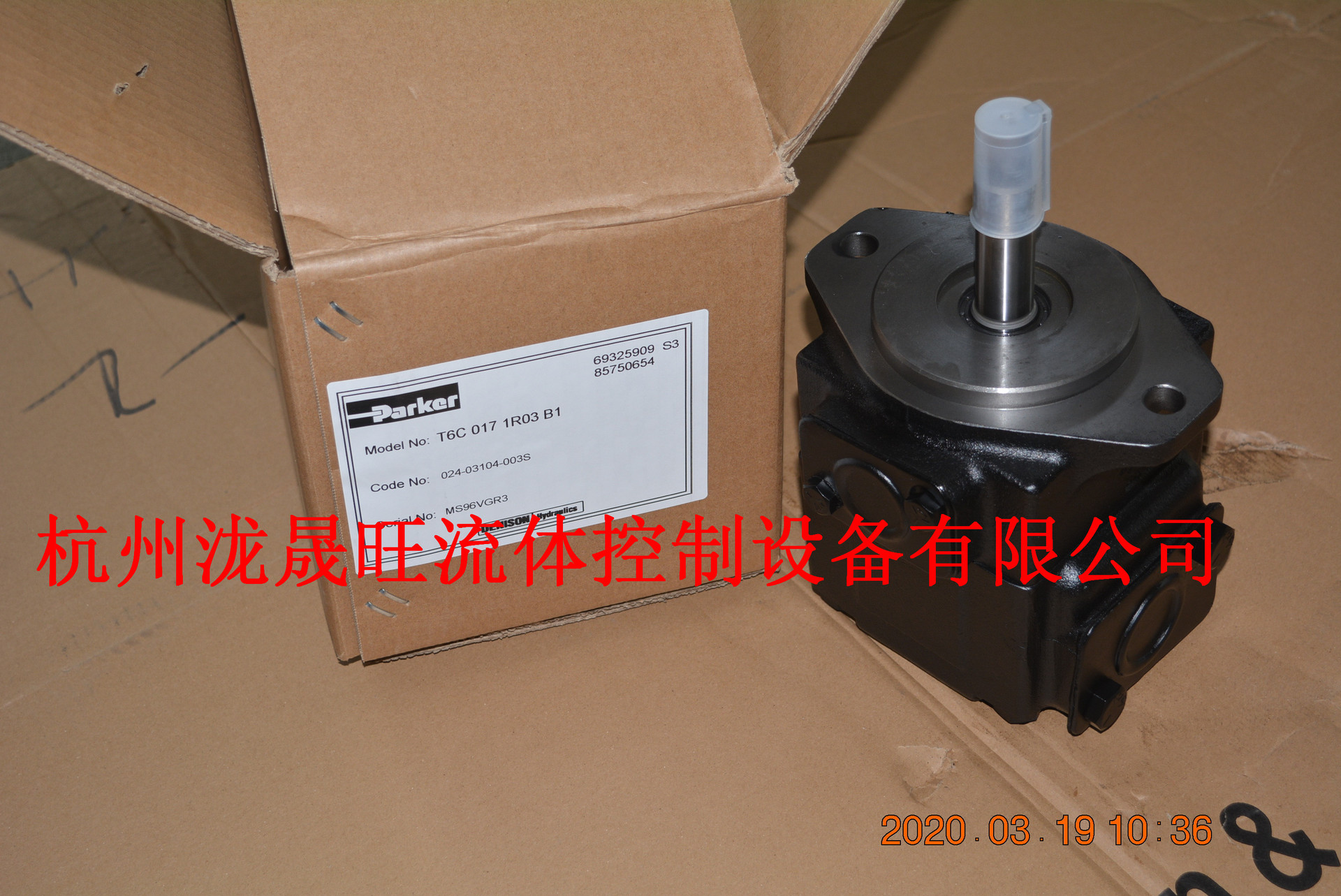 特价供应Parker(派克)高压叶片泵20版T6C-017-1R03-B1