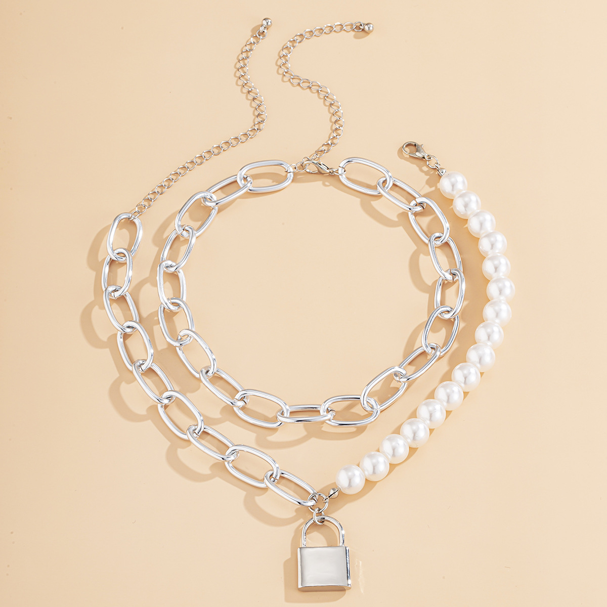 Fashion Alloy Pearl Retro Lock Pendant Necklace display picture 4