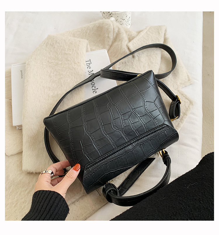 Bag Women's New Fashion Shoulder Handbag Internet Celebrity Crossbody Bag For Fall/winter All-matching Western Style display picture 62