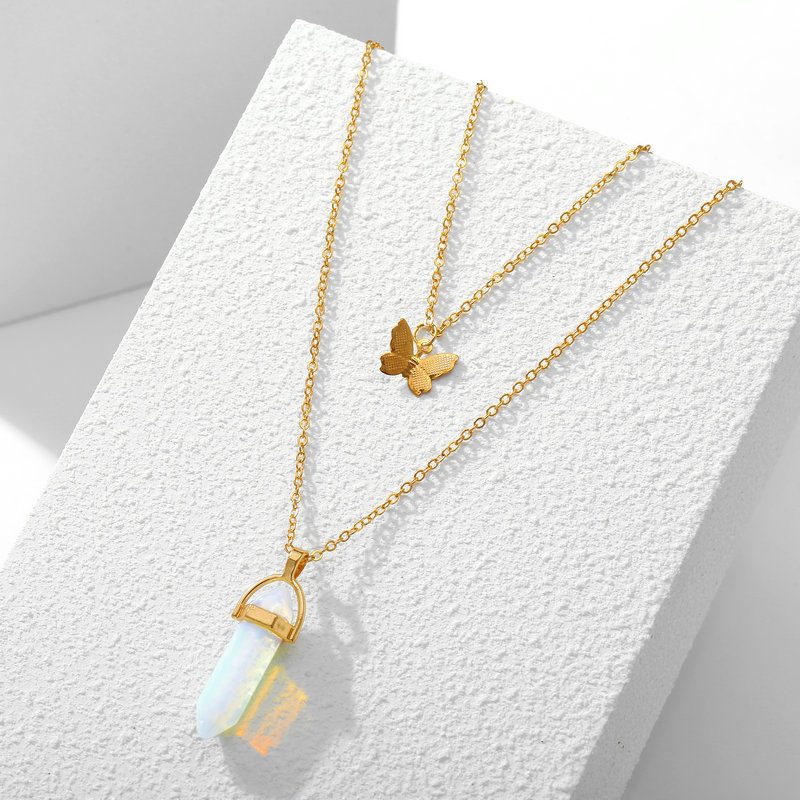 New Crystal Stone Butterfly Creative Retro Simple Alloy Necklace  Wholesale display picture 3