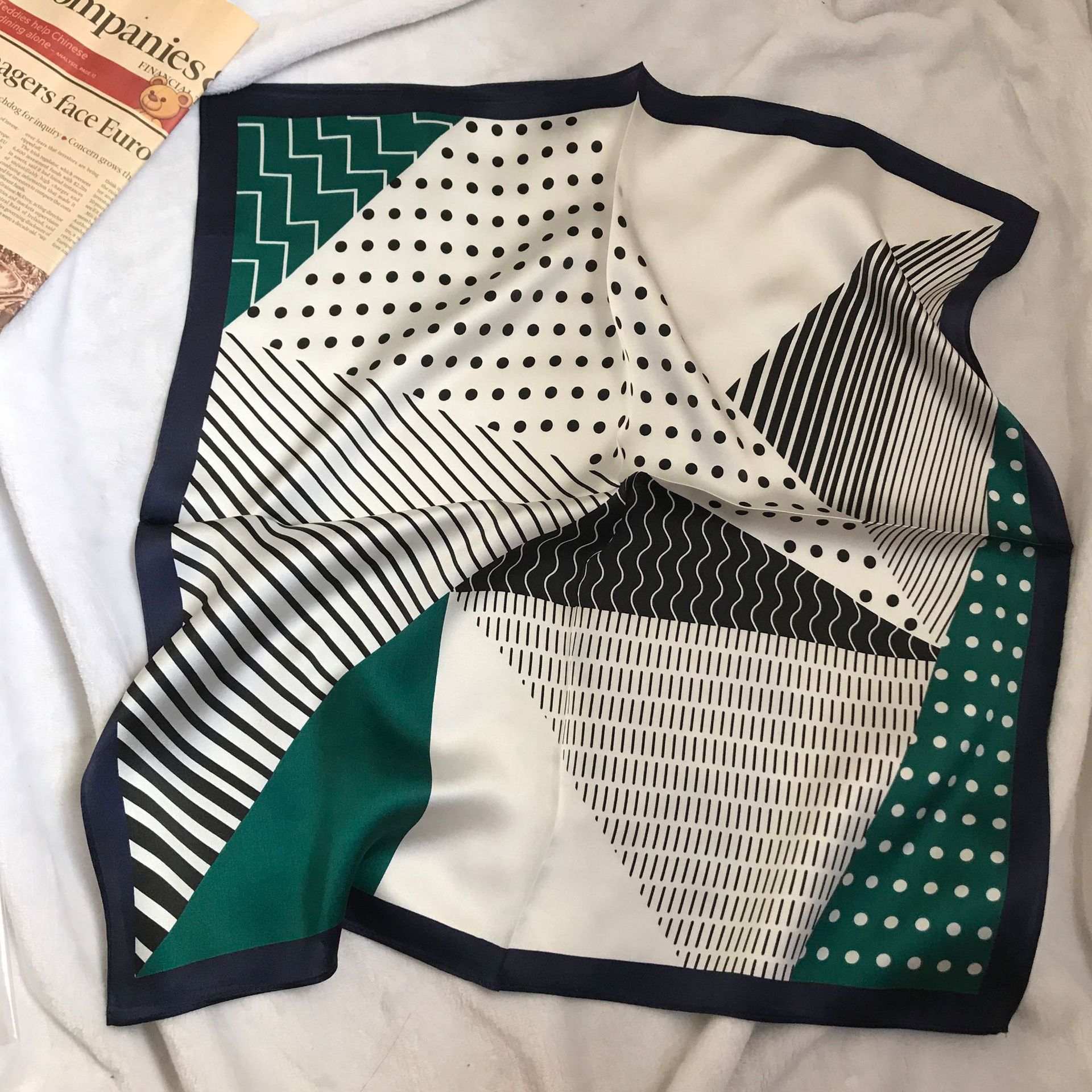 색상 18