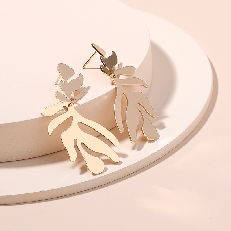 Women'S Gender New Irregular Number Leaf Earrings Exaggerated Earrings Wholesale Nihaojewelry