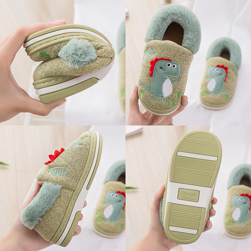 Kids Slippers Image 16
