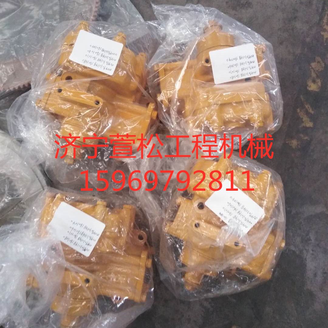 ZD220推土机配件托架004903071A0401040推土机配件