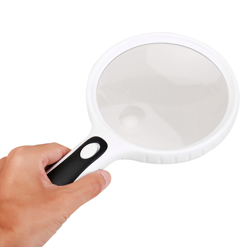 Cross-border new handheld LED light large mirror 130mm elderly reading newspaper high-definition magnifying glass HY130