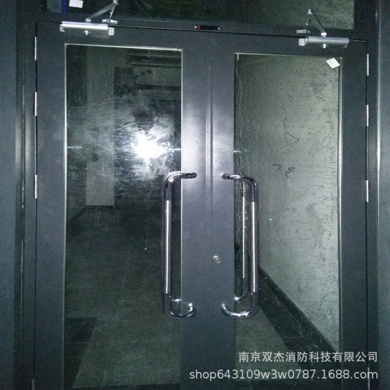 玻璃防火门46.jpg
