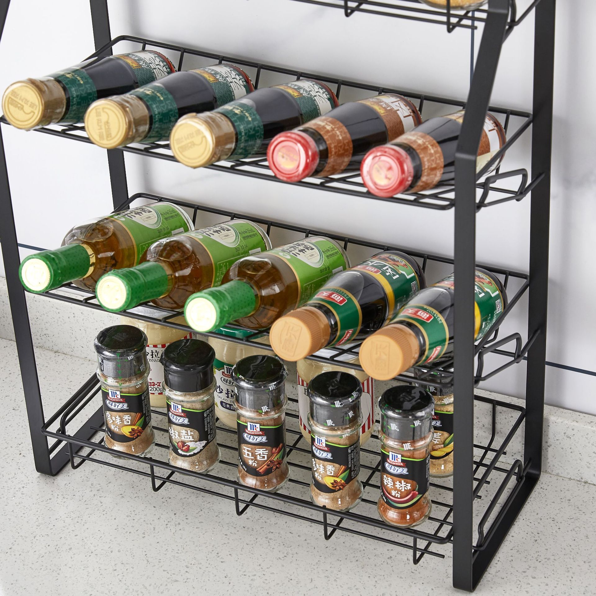 Moderno simple almacenamiento condimento estante plataforma oblicua piso multi-capa hogar cocina almacenamiento rack