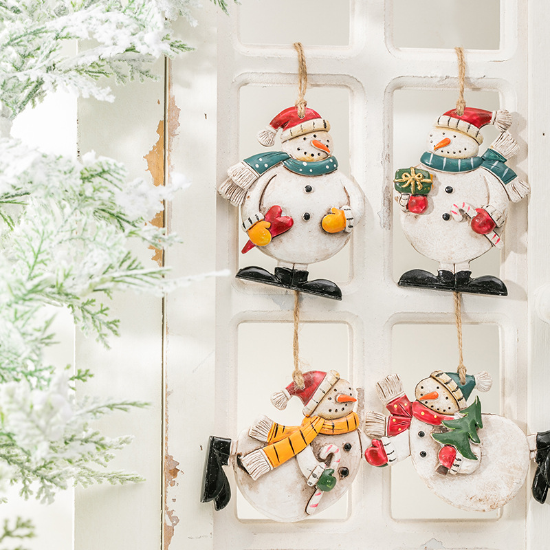 Retro muñeco de nieve colgante de resina decoración de árbol de Navidad ingeniería de color regalos de Navidad prop fotografía decoración pintada a mano