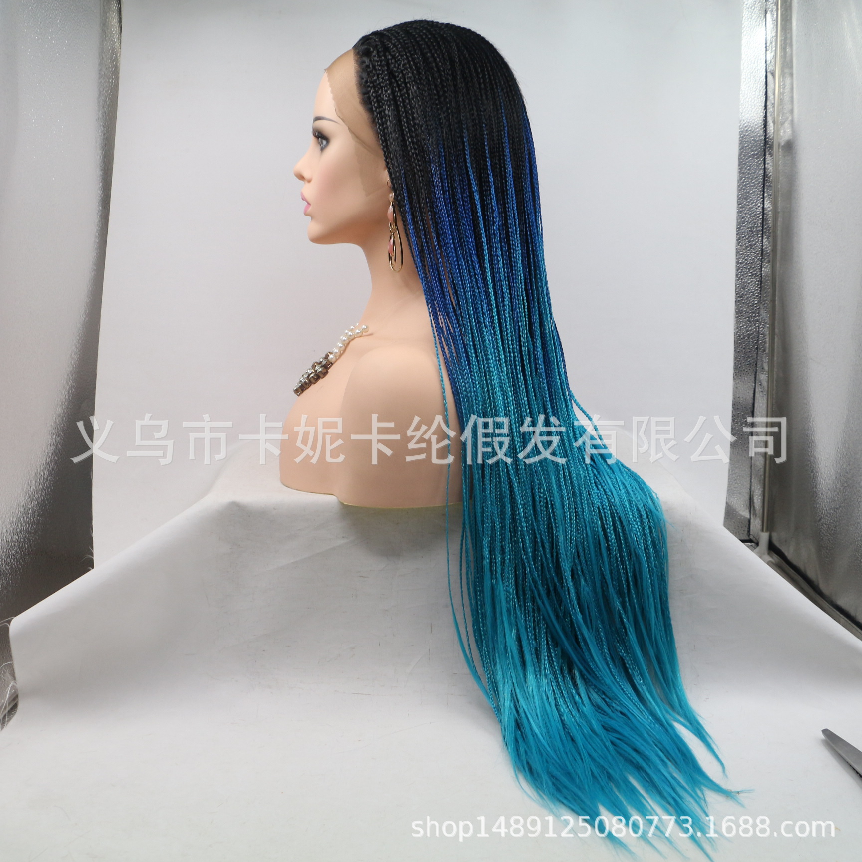 Pelucina de encaje frontal Trenzas de fibra química de encaje frontal Nuevo color azul gradiente Curvatura natural