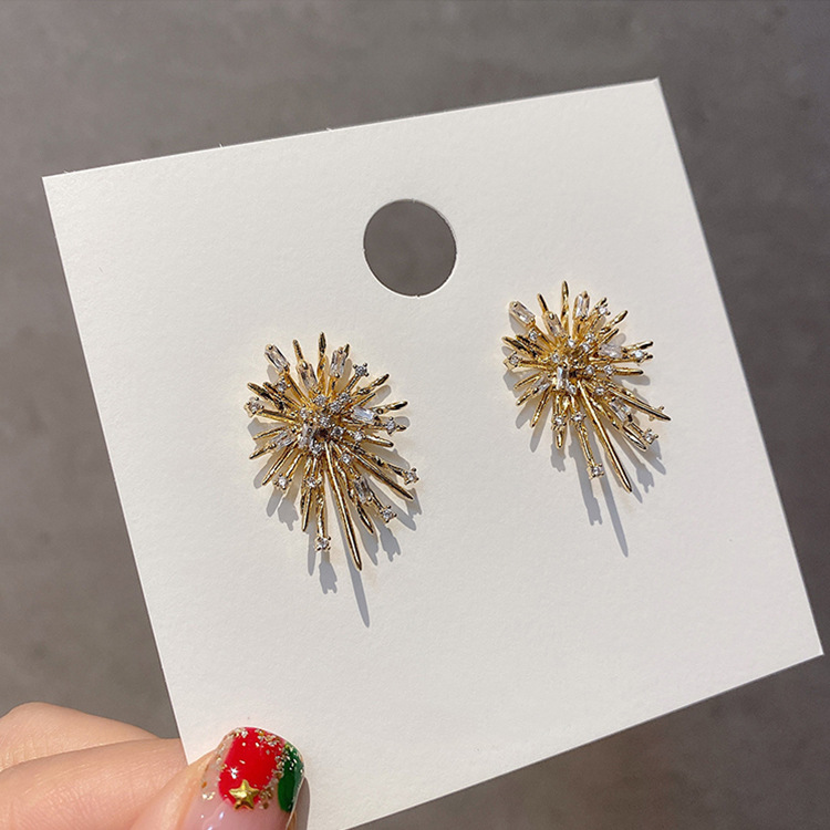 Ins Style Simple Style Fireworks Alloy Plating Inlay Rhinestones Women's Ear Studs display picture 5