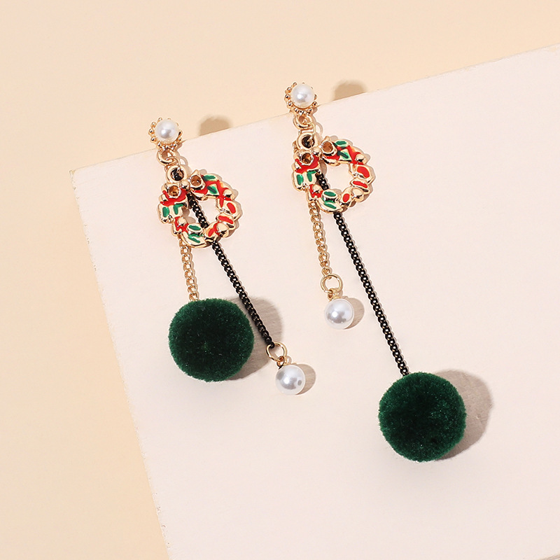 9g Weight Earrings Classification Wedding, Travel, Birthday, Festival Occasion Women'S Gender White, Red, Green Color Tassel Christmas Retro Asymmetrical Hair Ball Pearl Earrings 4