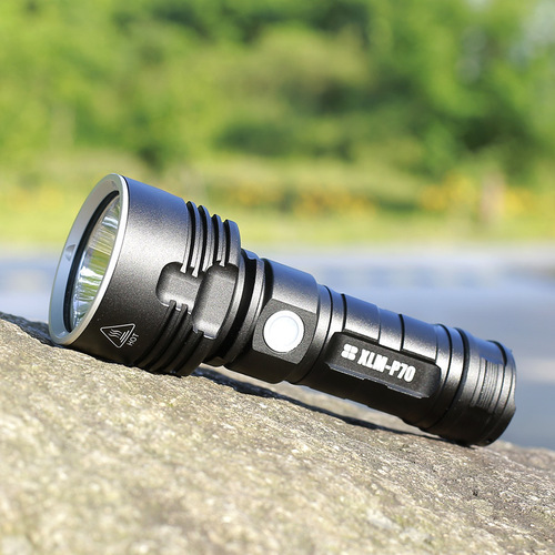 Cross-border new super bright P70 flashlight outdoor strong light high power USB charging waterproof camping LED flashlight