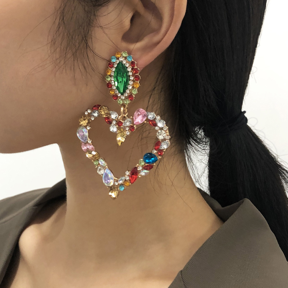 36g Weight No Inlaid Inlay Material Earrings Classification Housewarming, Anniversary, Business, Wedding, Travel, Birthday Occasion Alloy Material Geometric Pattern Women'S Gender Exaggerated, Fashion Style White Color Exaggerated Fashion Geometric Alloy No Inlaid Women'S Earrings 无