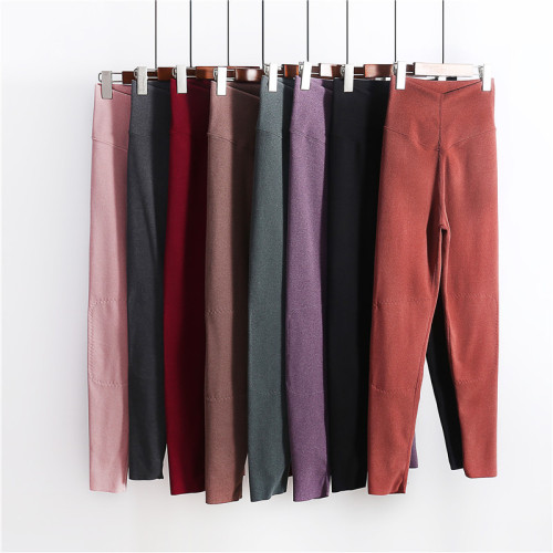 Winter and Autumn Women's Thermal Insulating Leggings with High Waist and Knee Warmers as Base Layer Innerwear