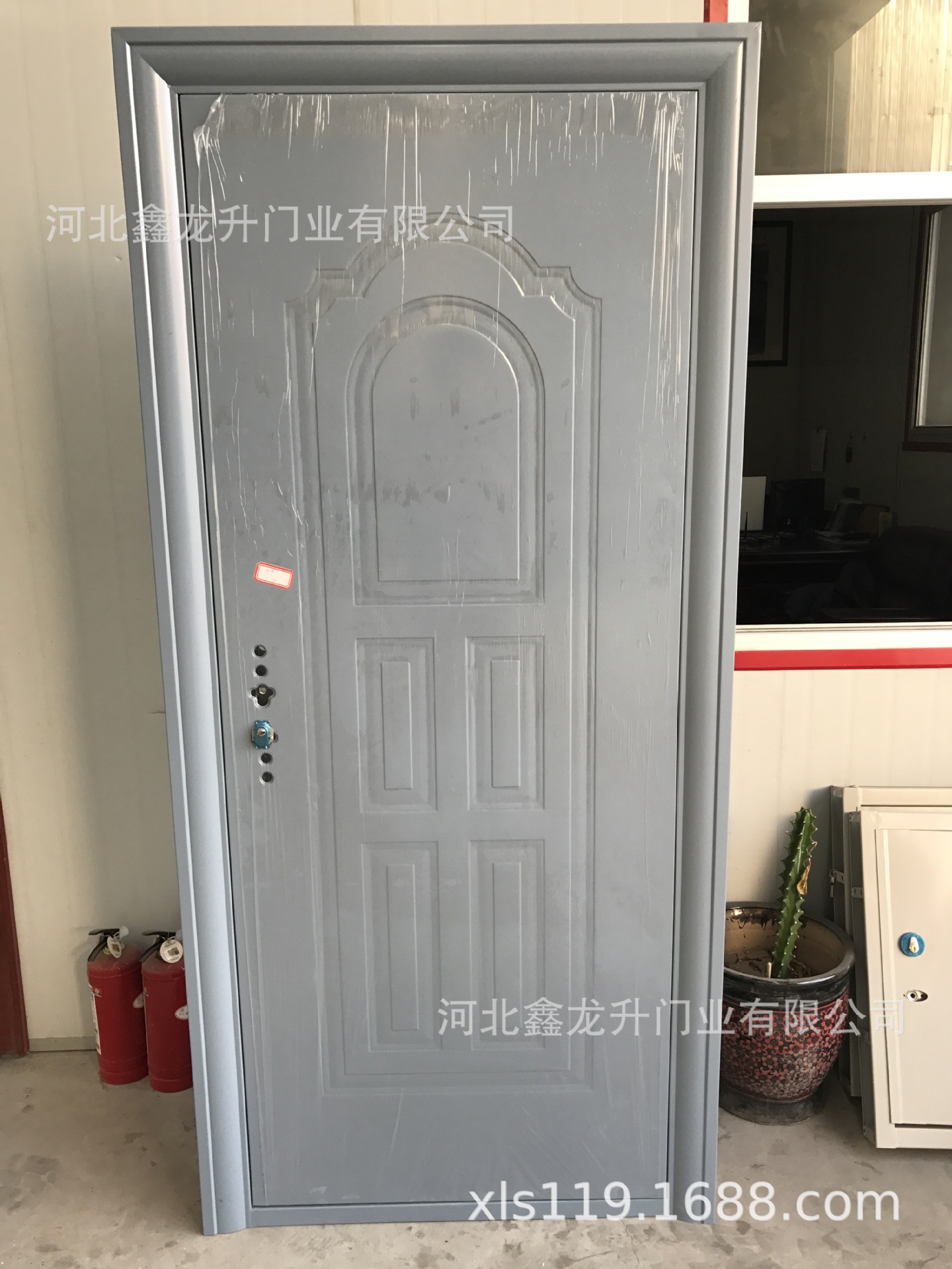工程钢质门 钢板平开门 复合保温钢质平开门 钢板门 岩棉保温板门-阿里巴巴