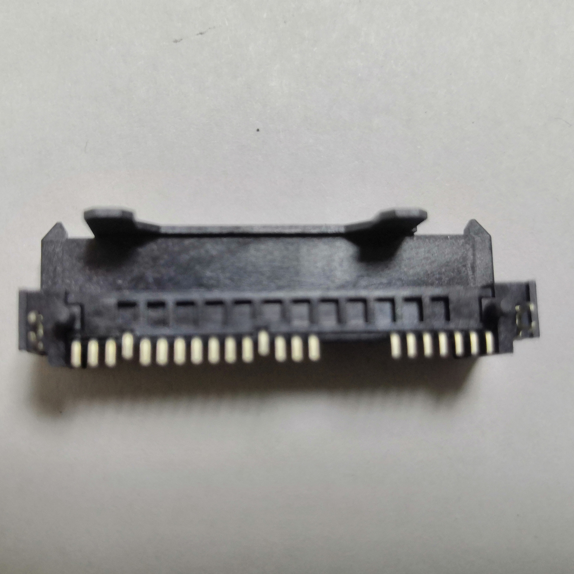 foxconn 连接器LD2122V-S4HL6高速硬盘连接器SATA 2.5 HDD