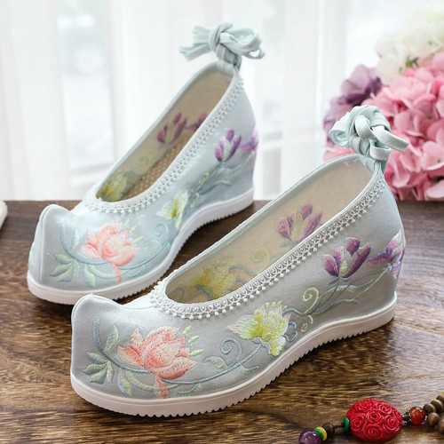 Fairy Chinese folk dance shoes increased within 7 cm hanfu shoes single shoes costume become warped head bow antique embroidered shoes 