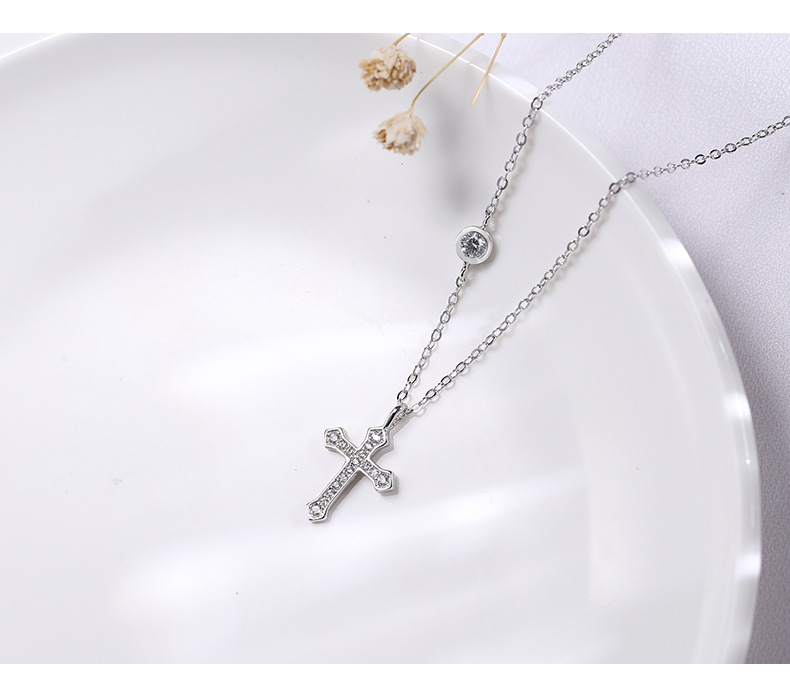 2g Weight 925 Sterling Silver Pendant Material Zircon Inlay Material 925 Sterling Silver Cross Zircon Pendant Necklace