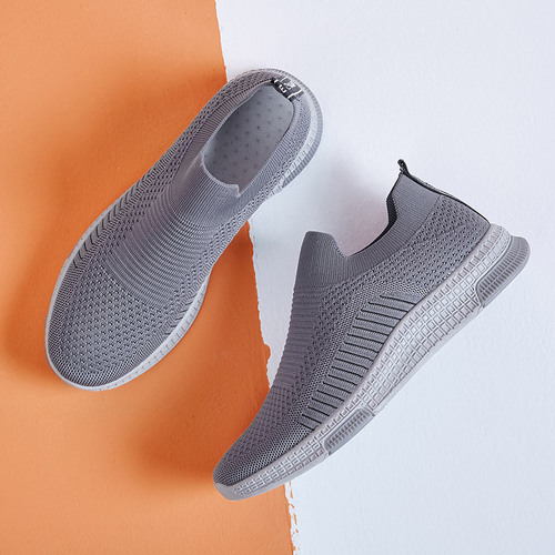 New spring trendy fashionable casual shoes, sports shoes, socks, slip-on slip-ons, fly-knit breathable men's shoes