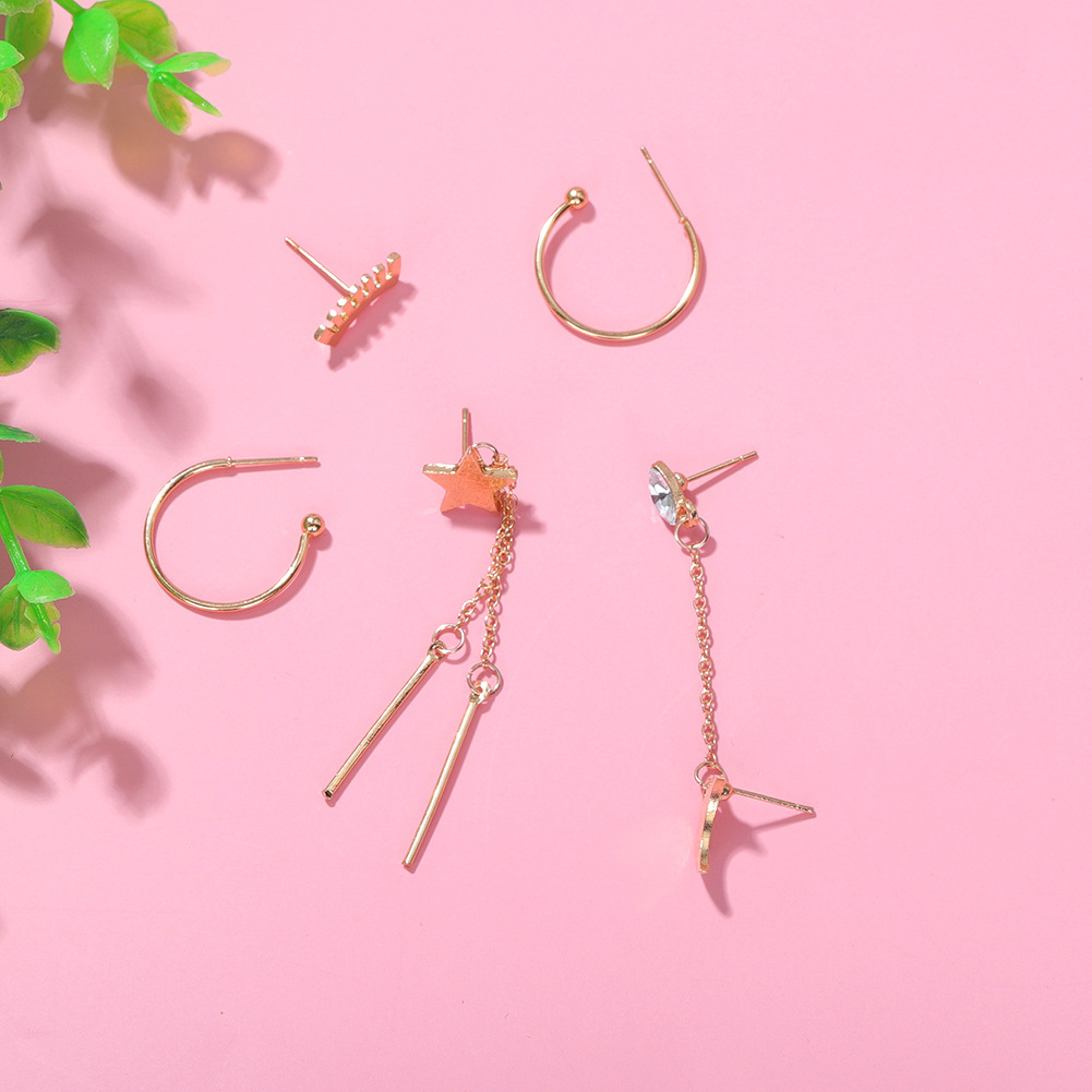 Korean Fashion Stars And Moon Earrings Meniscus Pentagram Irregular Earrings Set Wholesale Nihaojewelry display picture 7
