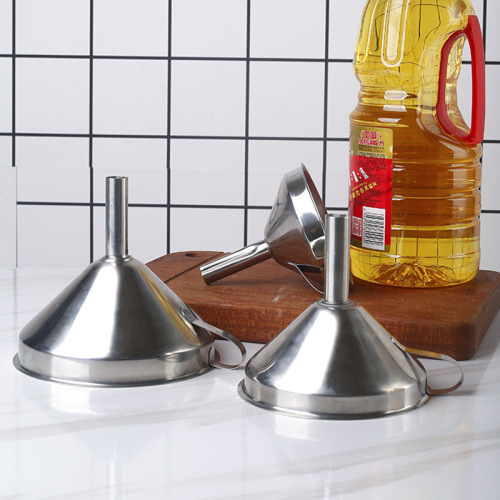 Kitchen tools stainless steel funnel thickened household oil drain and wine drain with filter large, medium and small soup drain set