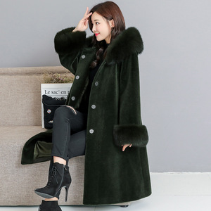 2020冬新款海宁羊剪绒大衣女中长款仿狐狸毛御寒保暖连帽外套潮