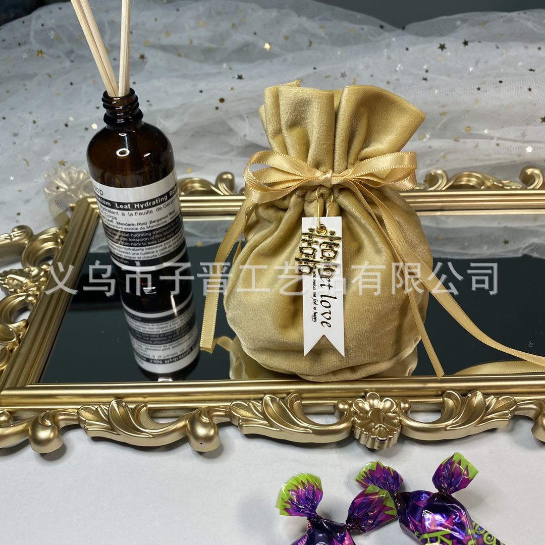 新款结婚丝绒喜糖袋绒布喜糖盒子喜字挂件欧式婚礼伴手礼糖果盒子