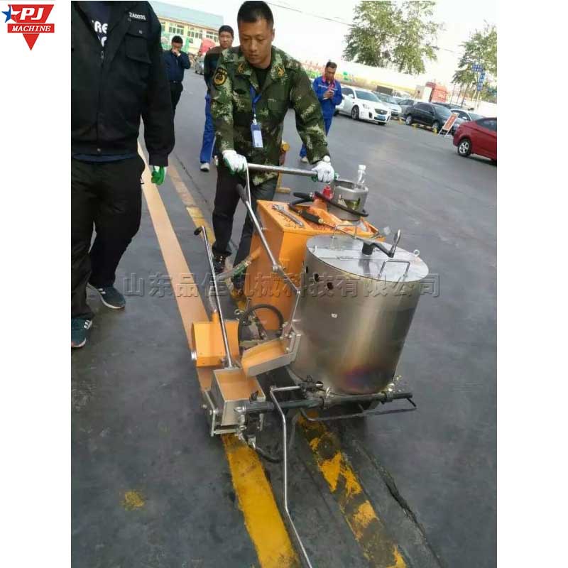 手推道路标线划线机 小区物业不干胶划线车 沥青地面热熔标线机
