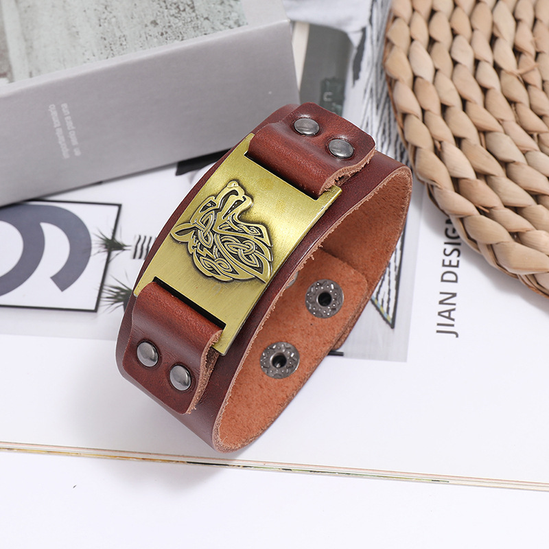 New cowhide wolf head menu0027s bracelet jewelry hot sale nihaojewelry