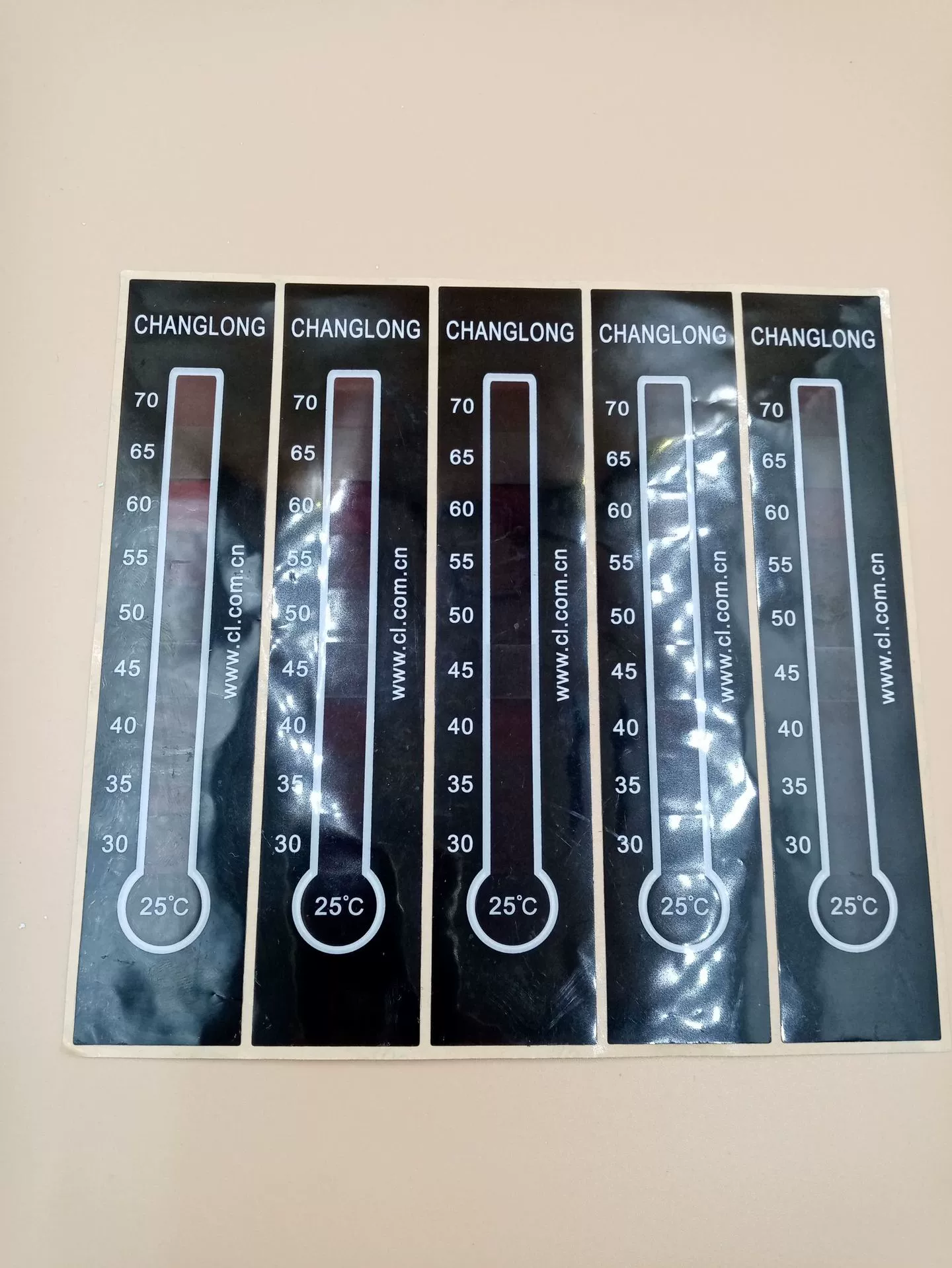 S-NWDJ-10A25-70 Степень может быть повторена, изменение цвета, бумага для измерения температуры, пластырь для измерения температуры, двусторонняя этикетка температуры