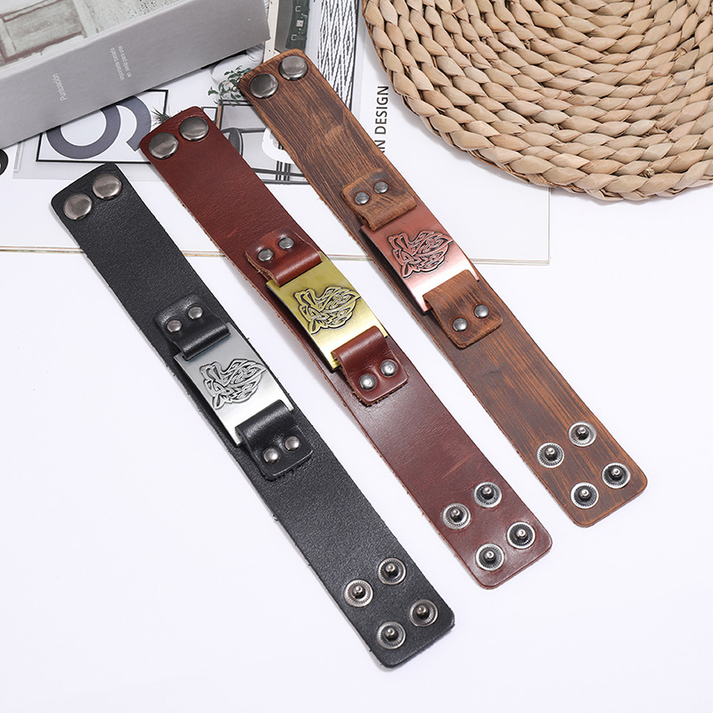 New cowhide wolf head menu0027s bracelet jewelry hot sale nihaojewelry