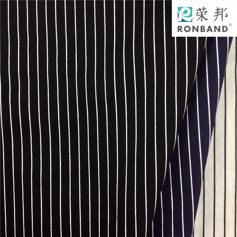 现货供应 纯棉弹力细斜13356活性印花 打底裤短裤女装条子印花布