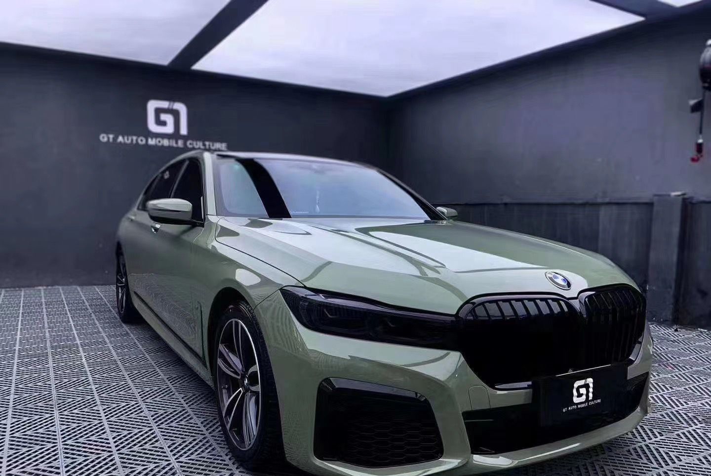 Verde Caqui