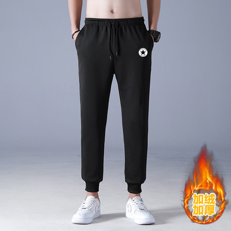 2021 nuevos hombres de invierno forrados de lana engrosada pantalones de algodón de lana de cordero pantalones casuales pantalones de chándal de moda coreana al por mayor