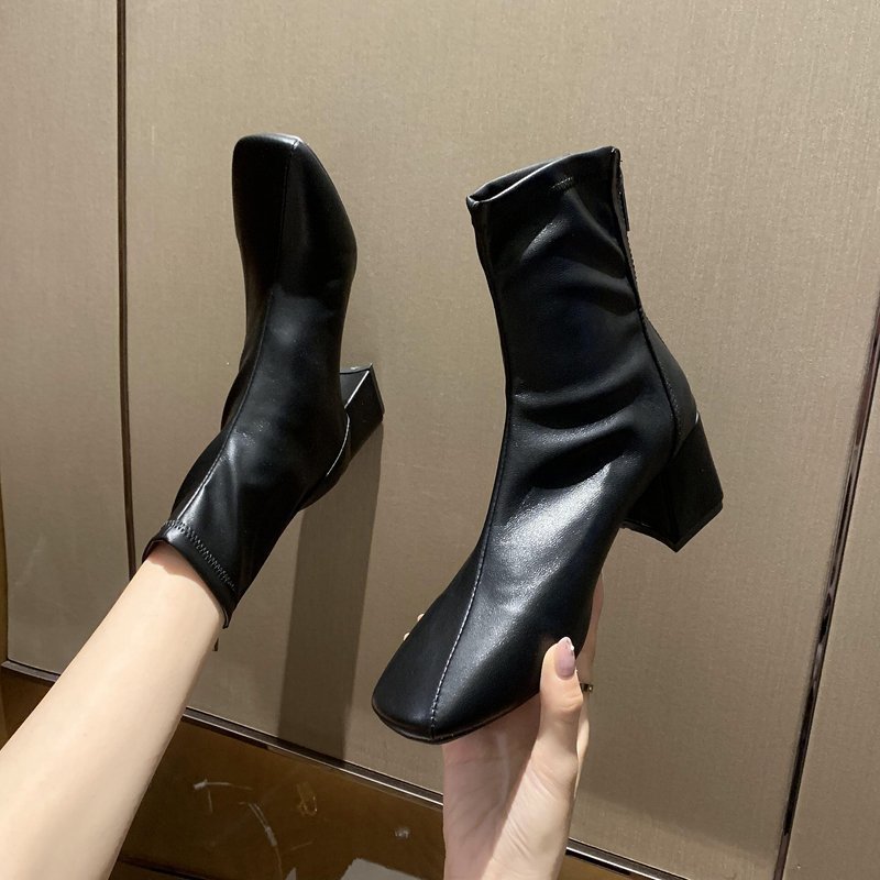 White Short Boots Women's Skinny Boots 2020 Korean Edition Autumn New High Heels Fashion Boots Square Toe Block Heel Women's Shoes