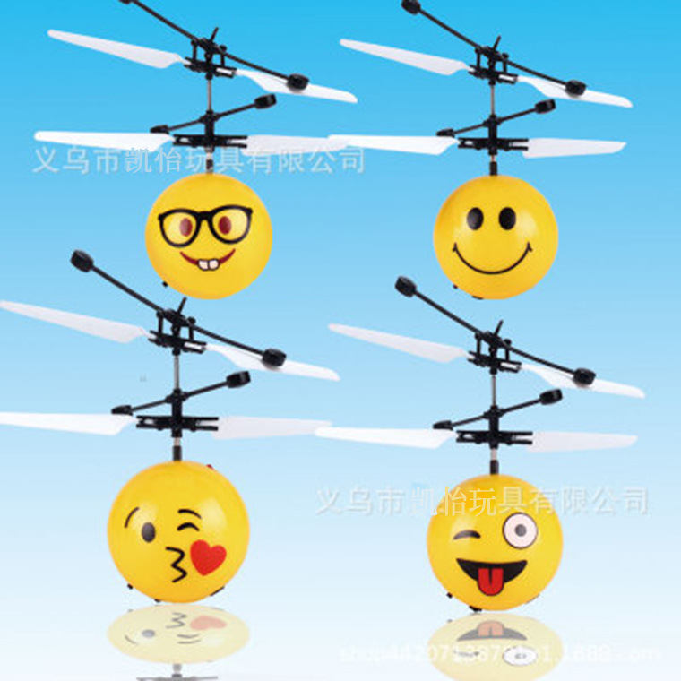 이모티콘 팩 {랜덤 이모티콘}