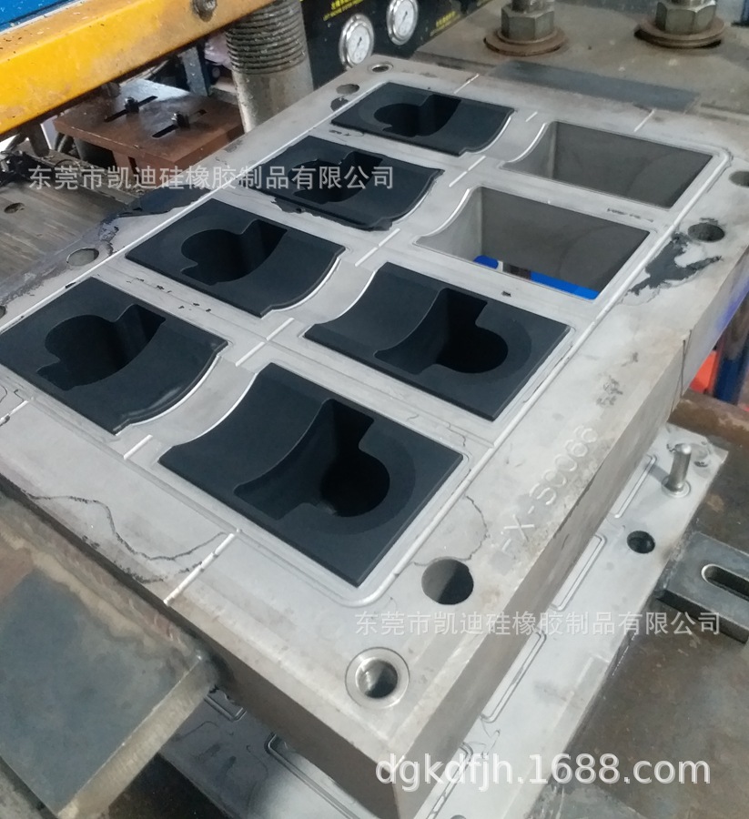 手机支架 蓝牙自拍杆 加工 模具 成型模具 电脑锣加工 放电加工