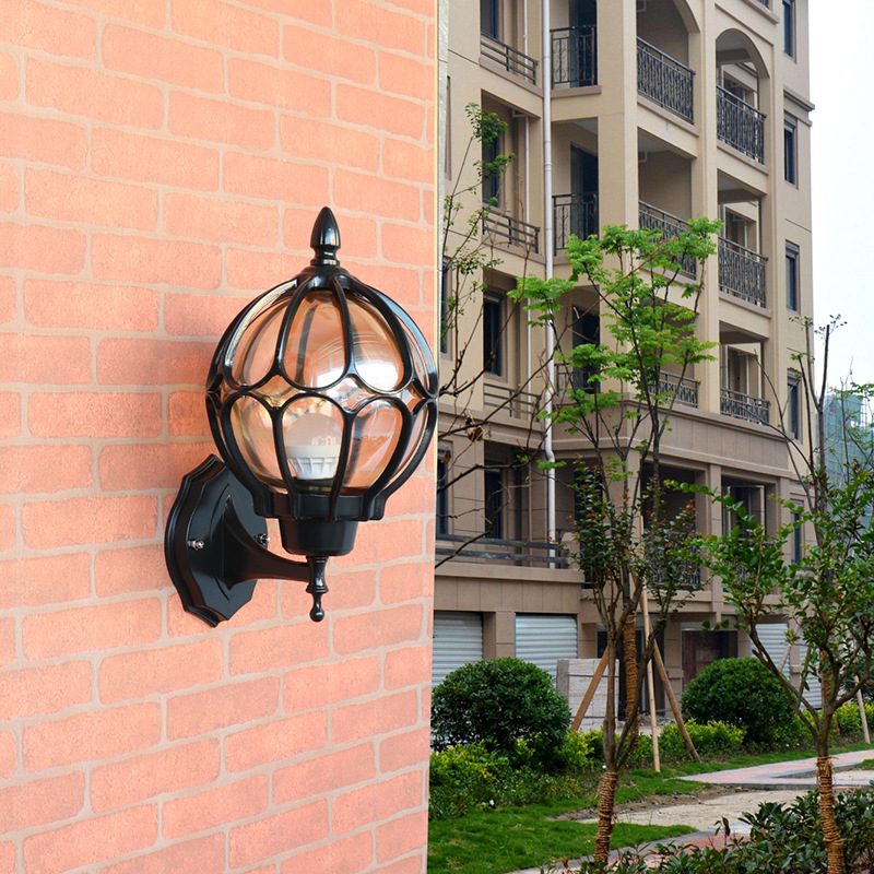 Lámpara de pared impermeable al aire libre estilo europeo balcón escaleras exterior lámpara de pared al aire libre retro Villa jardín puerta pasillo jardín lámpara