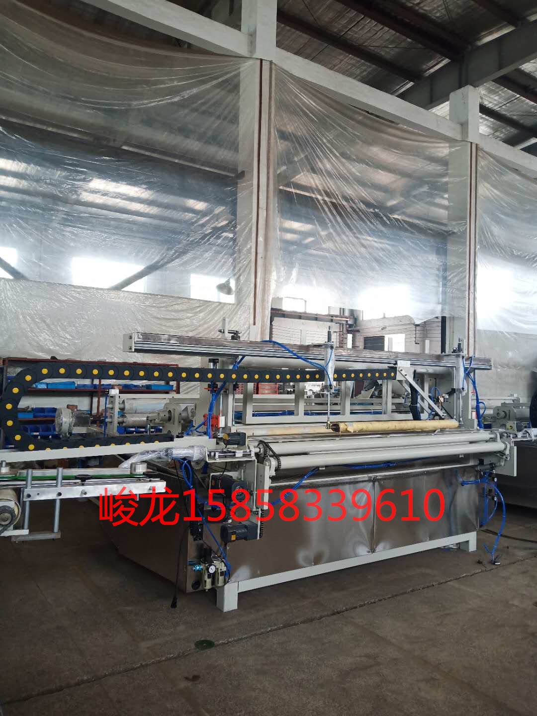 1峻龙2200型厨房懒人抹布生产线 木浆无纺布压花打线分切复卷机