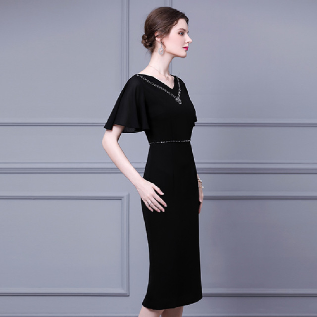 Light mature style dress women Hepburn temperament with slim V-neck mid length skirt